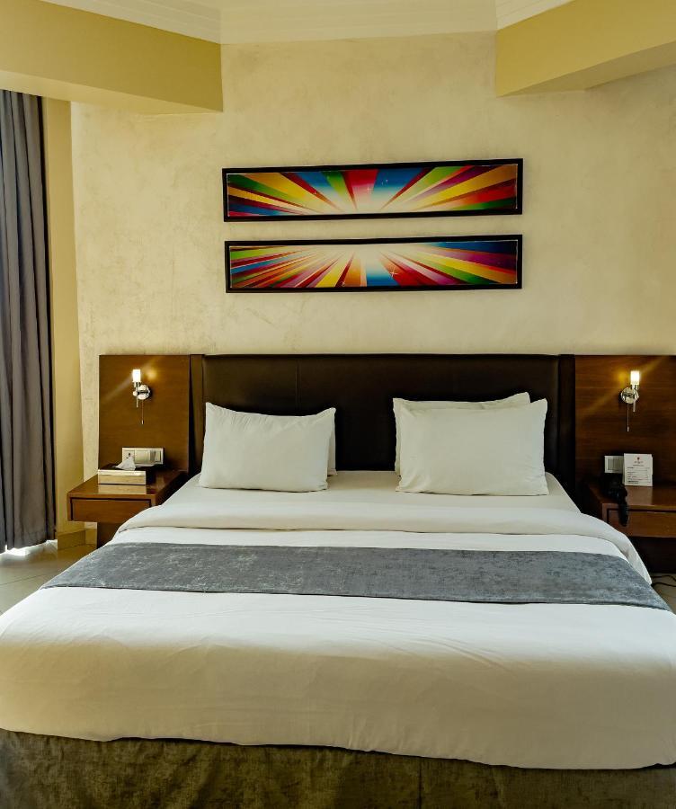 The Avenue Suites Lagos Esterno foto