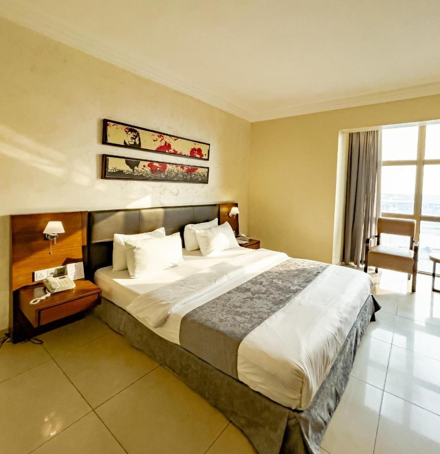 The Avenue Suites Lagos Esterno foto